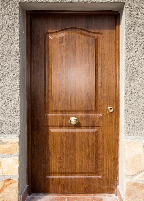 Puerta entrada de aluminio imitación madera